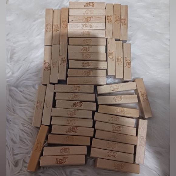 Jenga board game - Picture 2 of 5